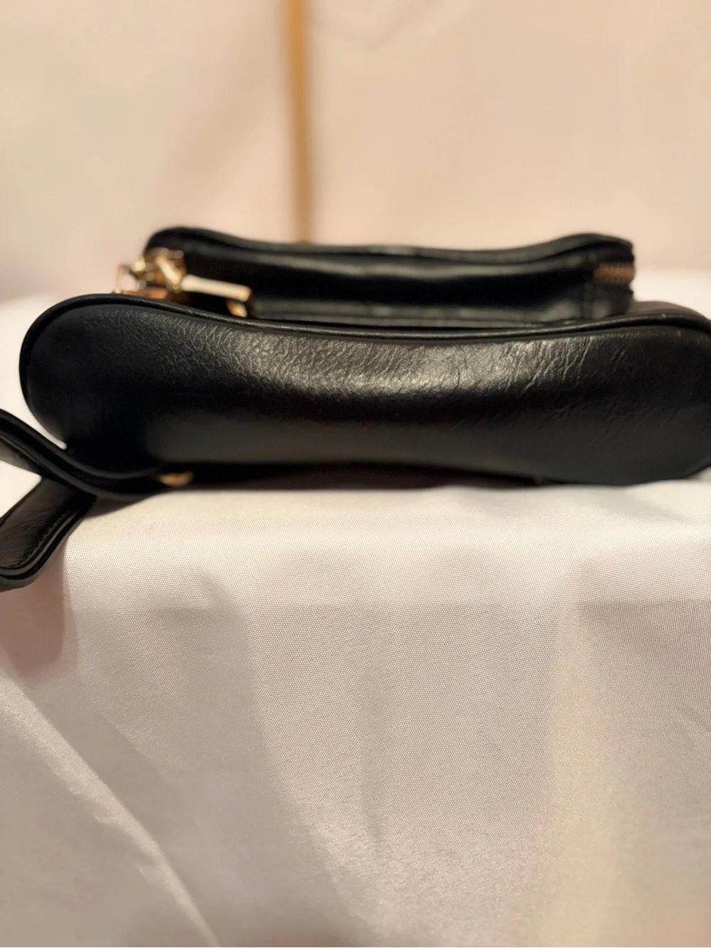INC International Concepts Black Leather Interior with Cream Patterned Lining